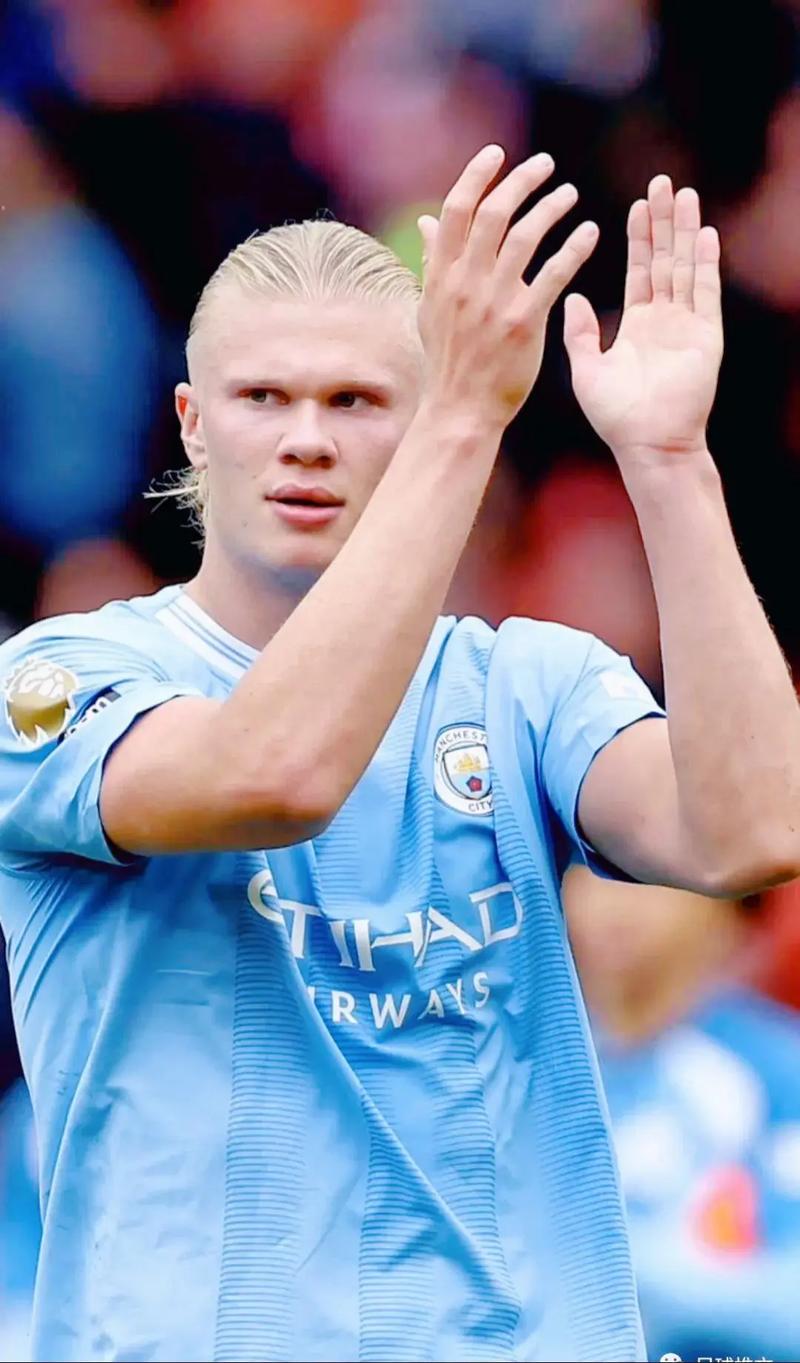 闪耀哥客场2-2战平多特，本赛季欧冠正赛仍一胜难求