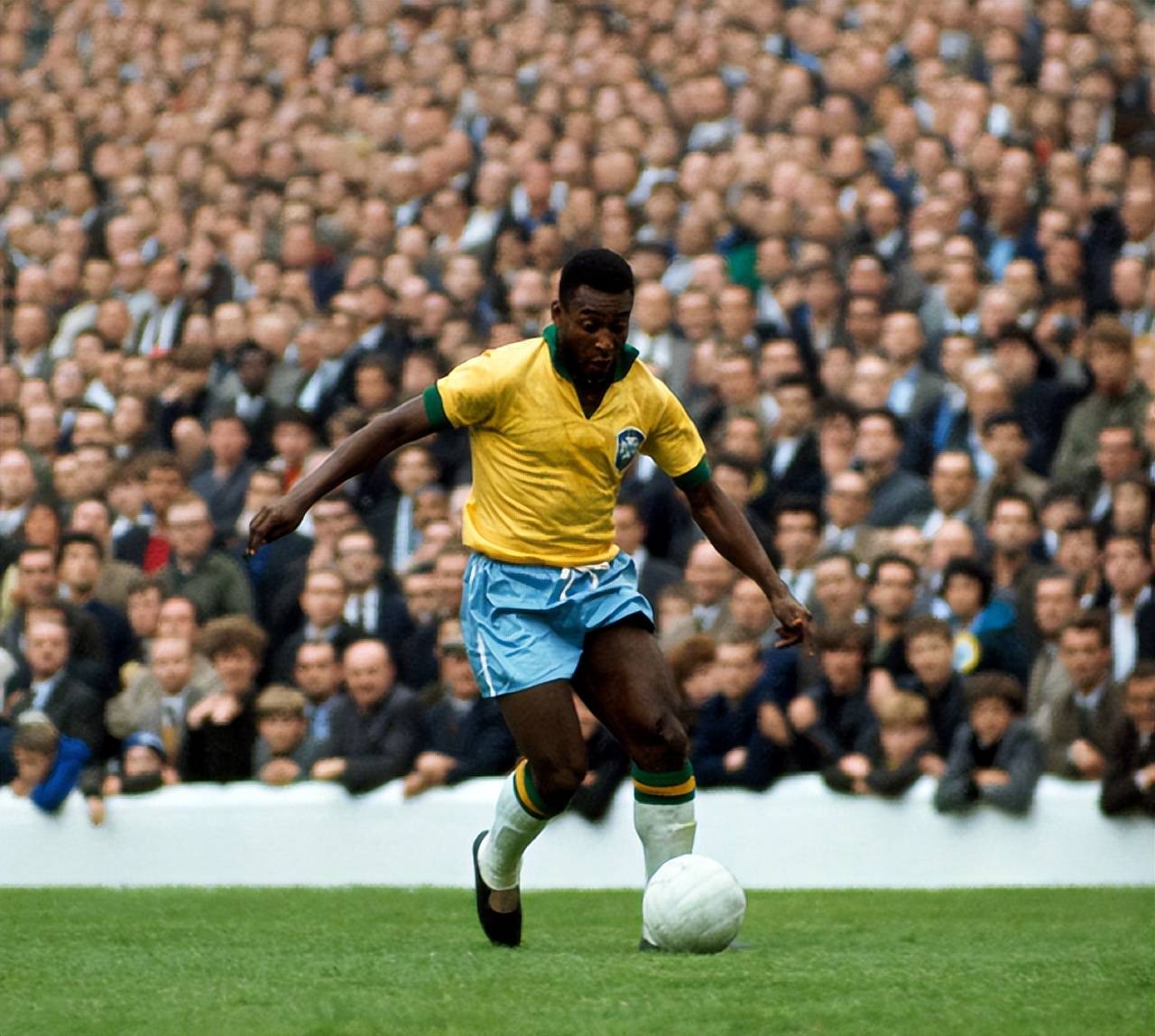 小瓦格纳狂轰32分，命中率超5成，魔术一分险胜热火