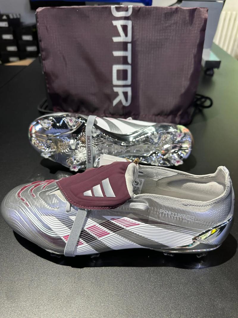 绿帽哥独家：斯洛特帅位告险，部分核心球员对其战术感到困惑