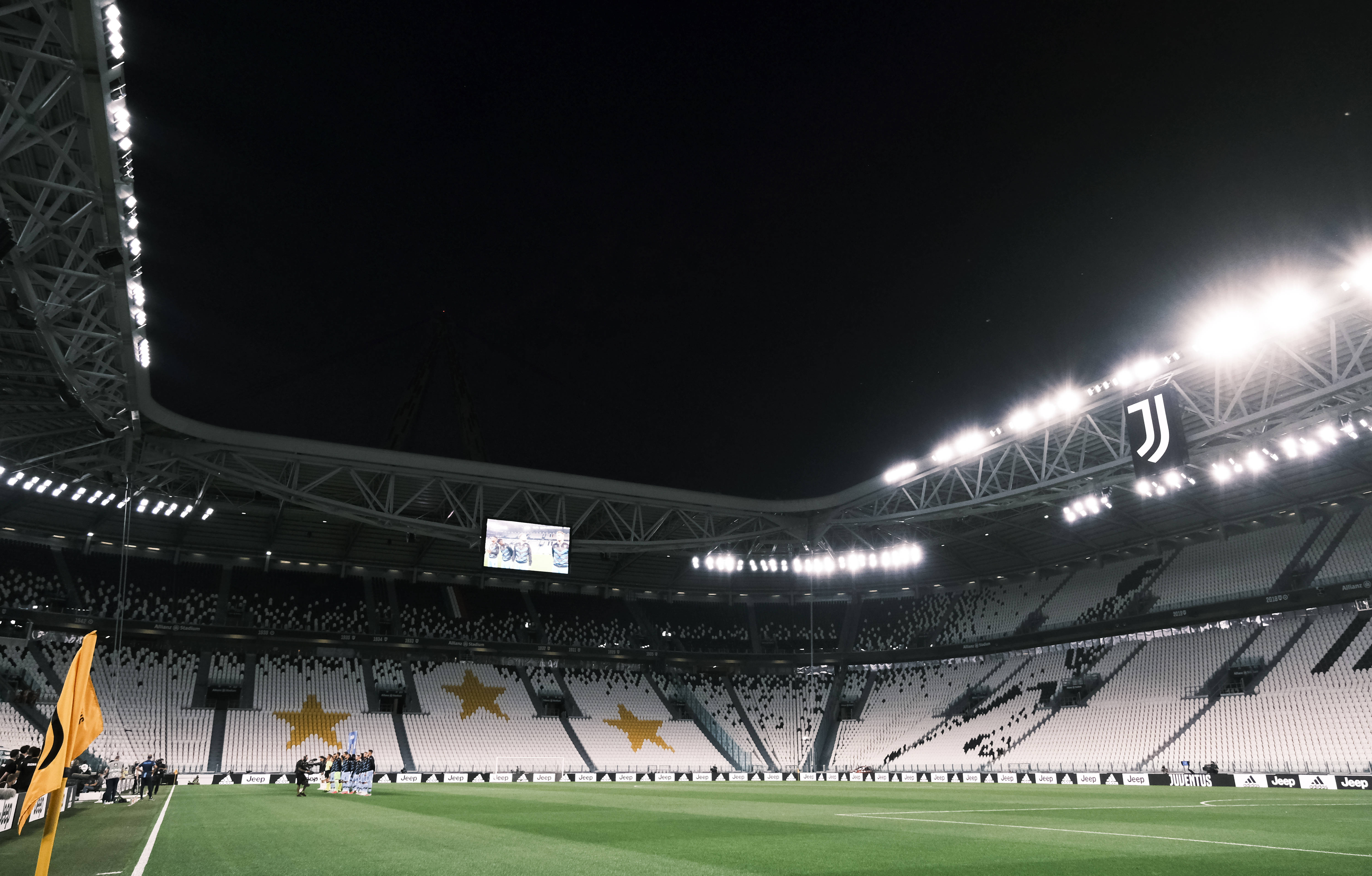 队记：杨瀚森今天表现含金量更高，必须肯定他的适应能力