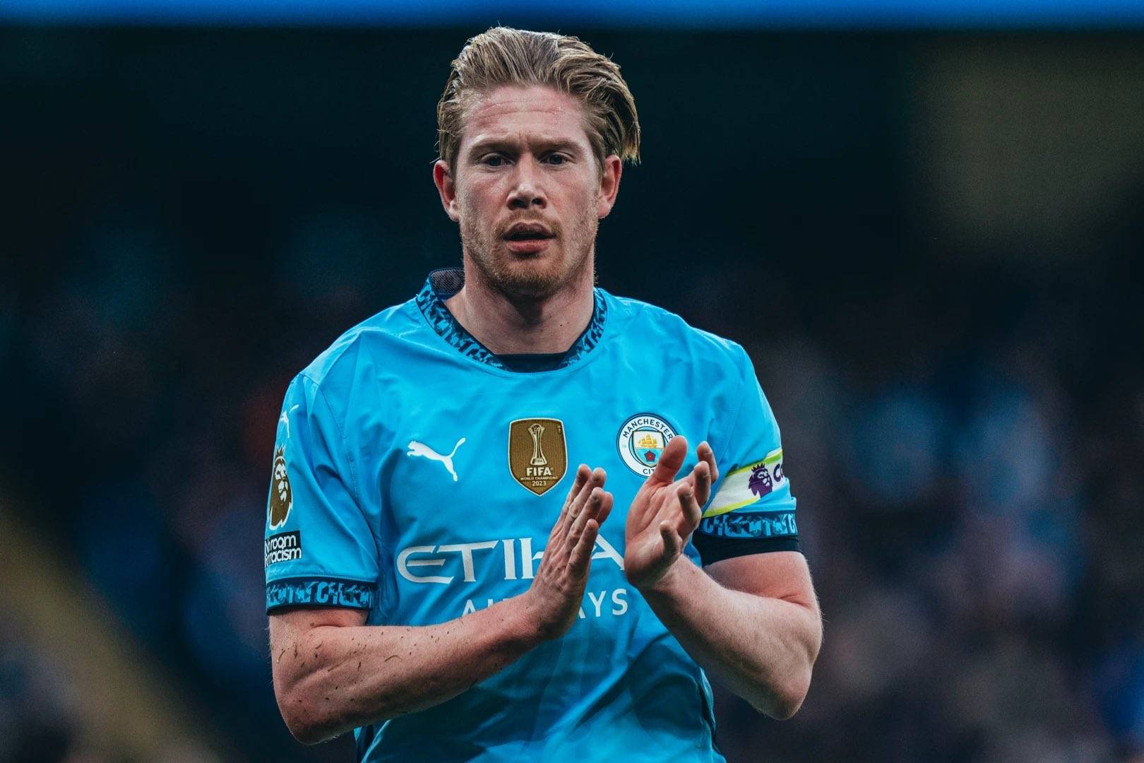 迪亚斯本赛季19场已送出6次助攻，超过上赛季整个赛季