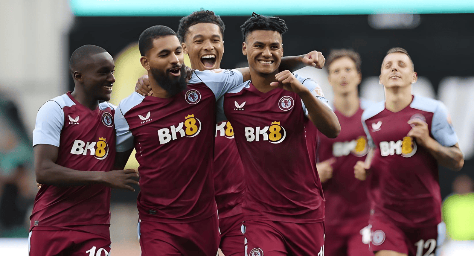 米体：因拉齐奥伤病过多，主席洛蒂托请来神父为球队祝福