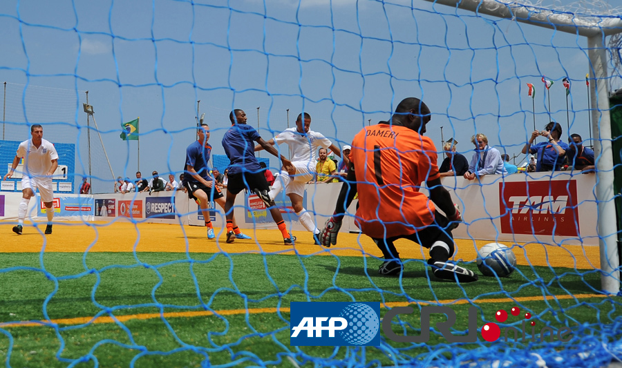 意大利女排3：0美国晋级总决赛四强！得分王埃格努20分！